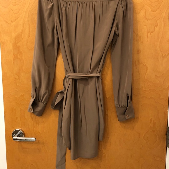 Professional and Fun BCBG Shirt Dress XS - Picture 4 of 4